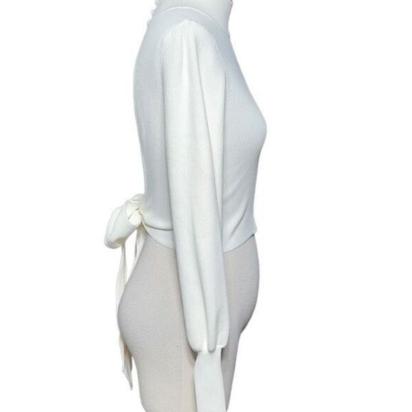 Olivaceous NWT Long Puff Sleeve Open Back Turtleneck Cropped Sweater Small - Picture 2 of 5